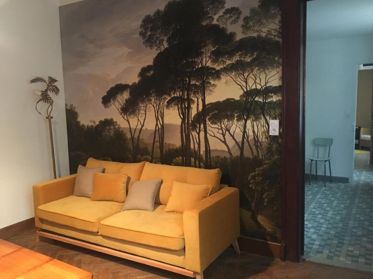 בנרס-דה-ביגור Charmant Appartement Sur Cour, Le Cerisier מראה חיצוני תמונה