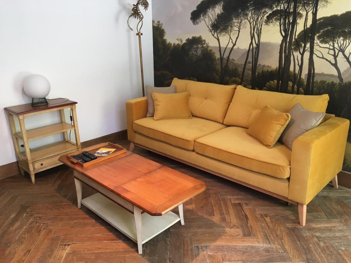 בנרס-דה-ביגור Charmant Appartement Sur Cour, Le Cerisier מראה חיצוני תמונה