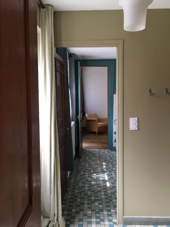 בנרס-דה-ביגור Charmant Appartement Sur Cour, Le Cerisier מראה חיצוני תמונה