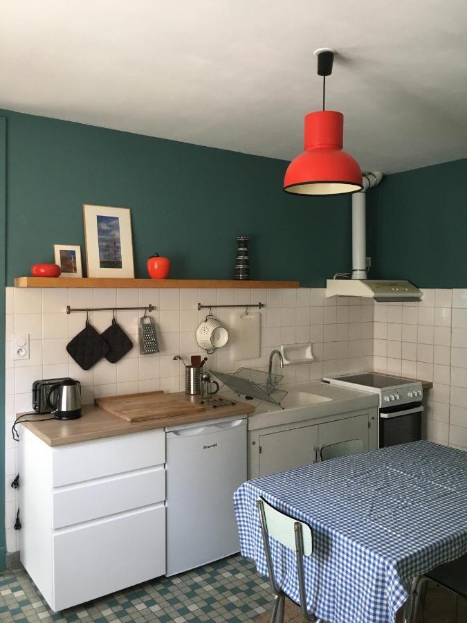 בנרס-דה-ביגור Charmant Appartement Sur Cour, Le Cerisier מראה חיצוני תמונה